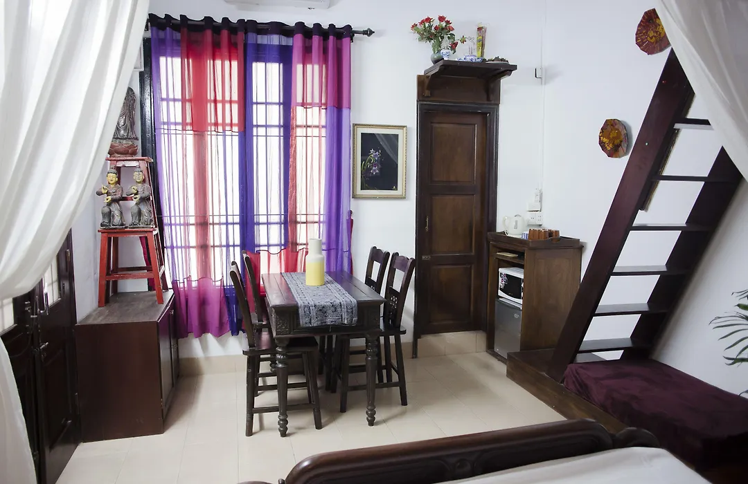 Nq Vintage House-1