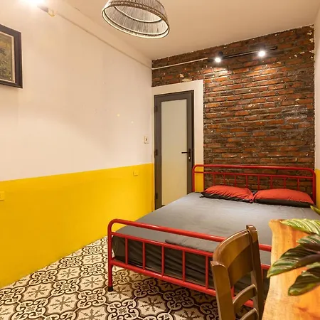 Holo Conic House Hanoi - Serviced Homestay-3